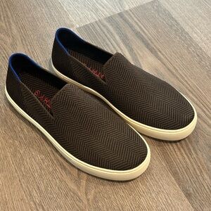 Brown herringbone Rothy’s sneakers